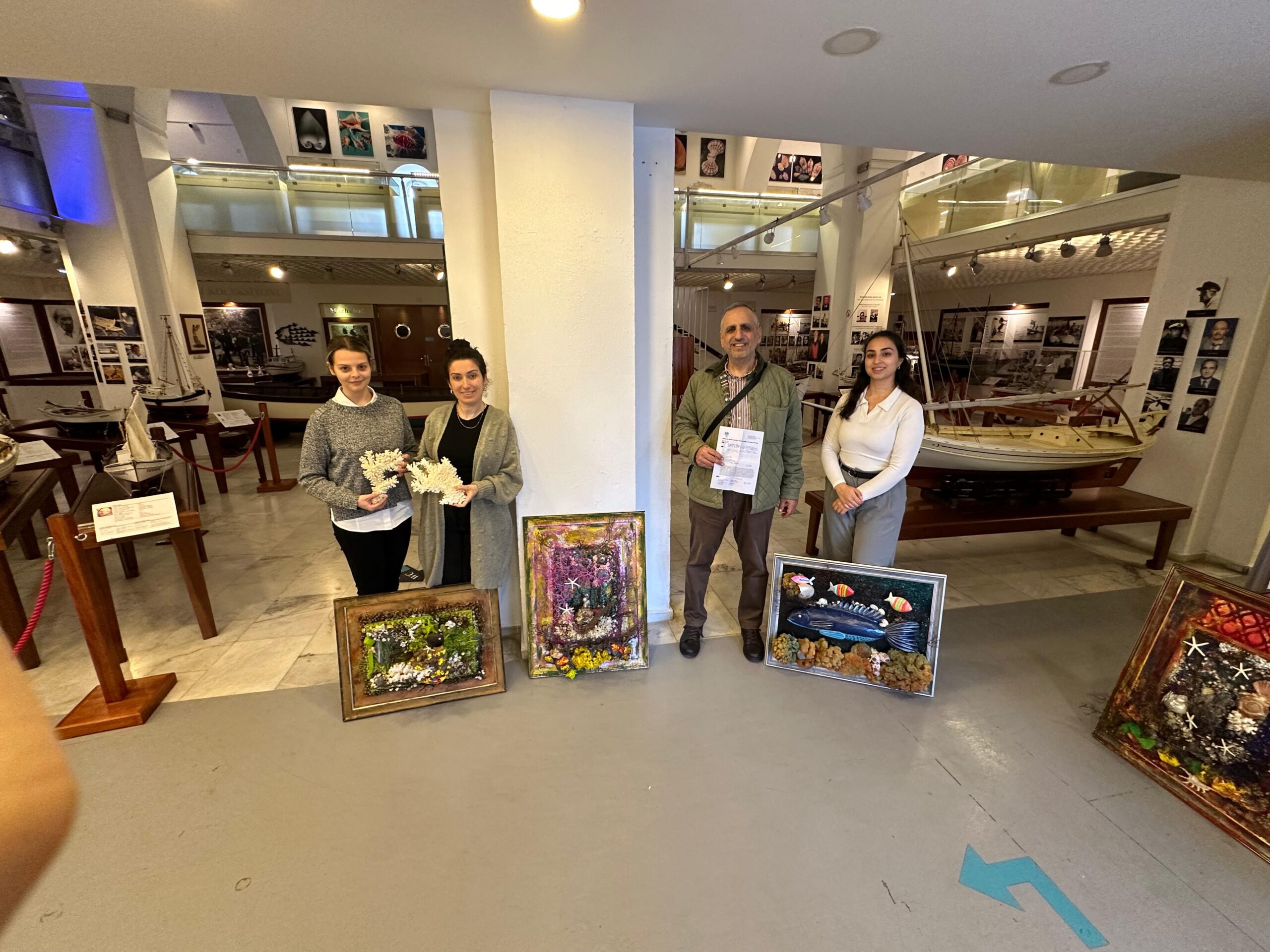 Vedat Akman tablolarını müzeye bağışladı