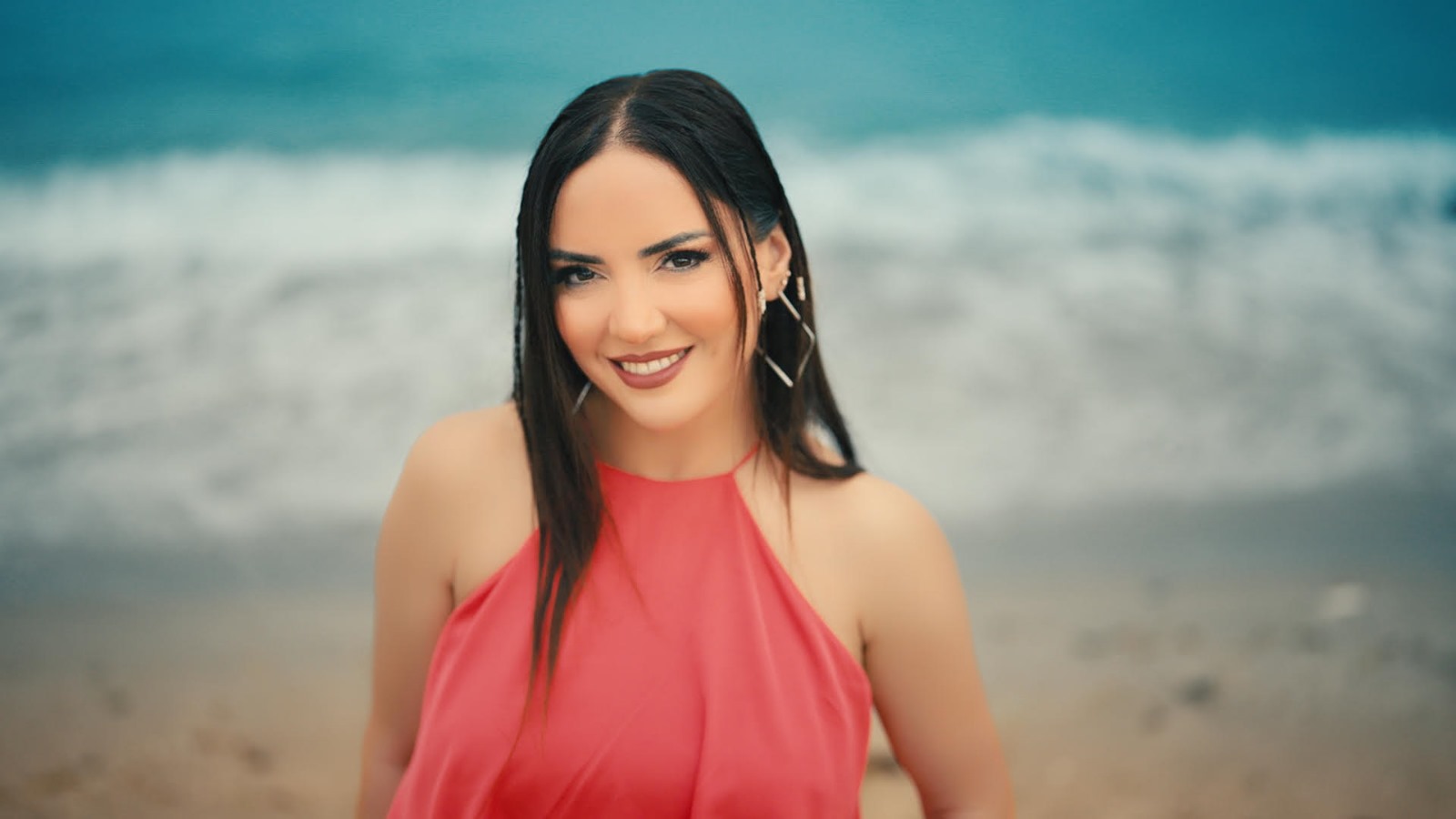 Neşe Demir, Yeni Şarkısı ‘RÜYA’ ile Yaza ‘Merhaba’ dedi