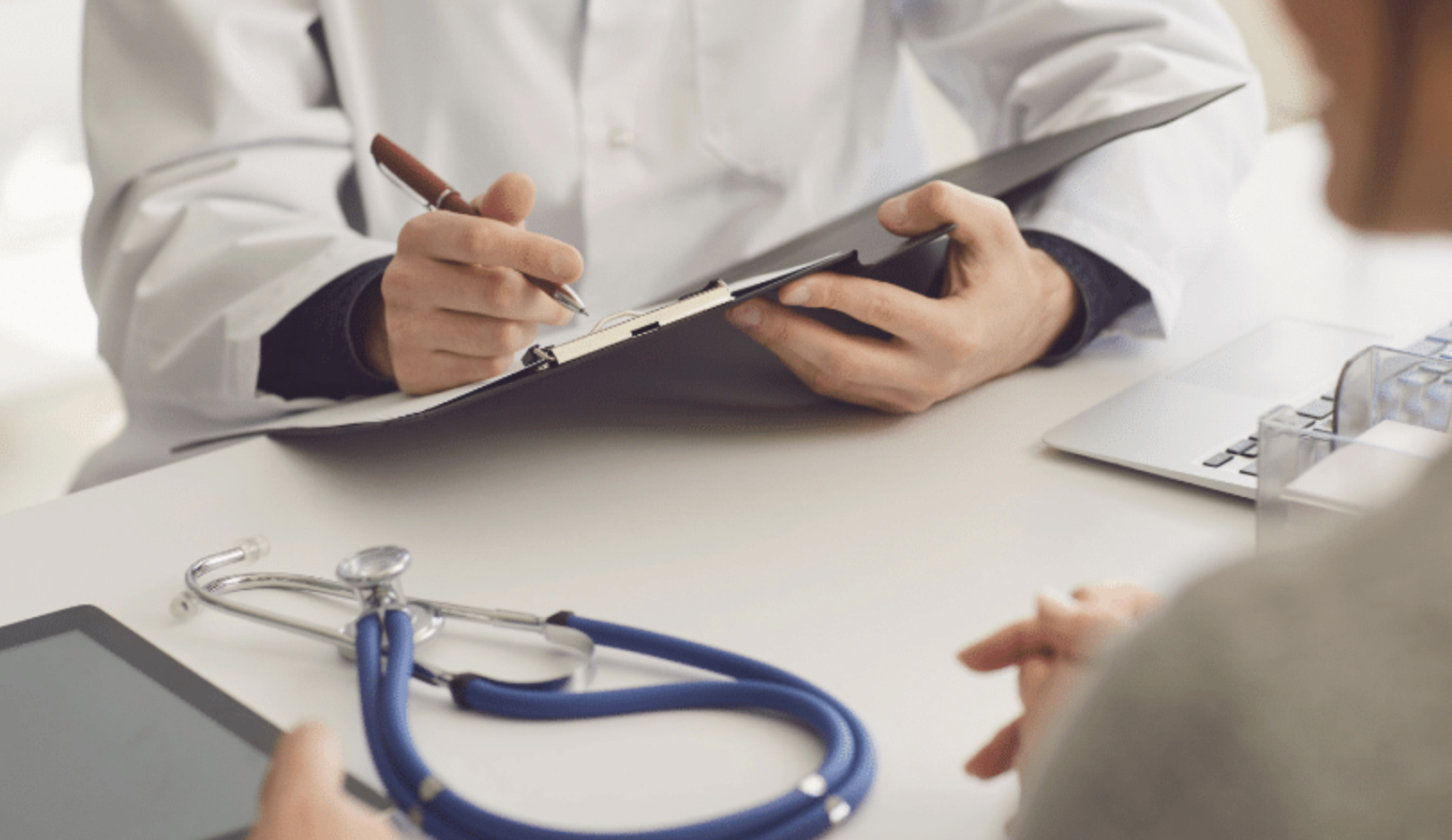 Güzellik ve Sağlık Sektöründe Dijital Dönüşüm: ixirlife ile Verimlilik ve Rekabet Avantajı