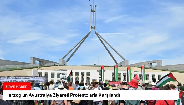 Herzog’un Avustralya Ziyareti Protestolarla Karşılandı